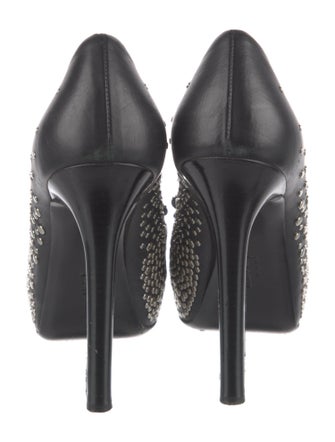 Salvatore Ferragamo Vara Bow Accent Leather Pumps