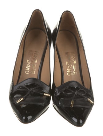 Salvatore Ferragamo Vara Bow Accent Patent Leather Pumps