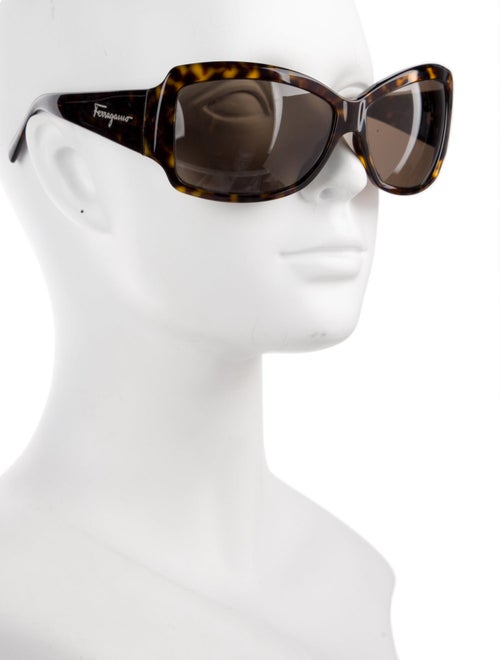 Salvatore Ferragamo Tinted Square Sunglasses