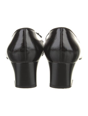 Salvatore Ferragamo Vara Bow Accent Patent Leather Pumps