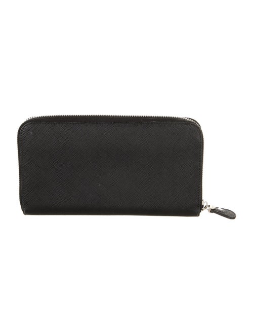 Salvatore Ferragamo Gancini Logo Saffiano Leather Wallet