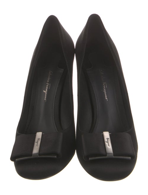 Salvatore Ferragamo Satin Bow Accents Pumps