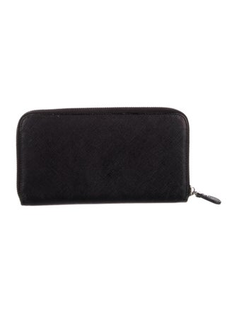 Salvatore Ferragamo Gancini Logo Continental Wallet