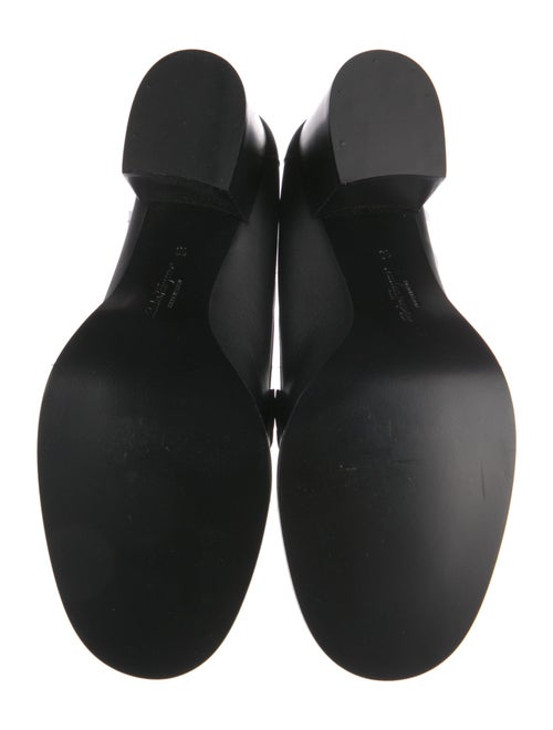 Salvatore Ferragamo Gancini Logo Leather Pumps