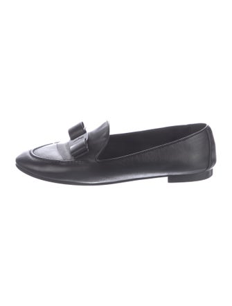 Salvatore Ferragamo Vara Bow Accent Leather Loafers