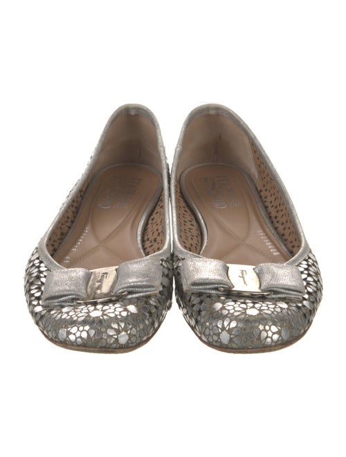 Salvatore Ferragamo Vara Bow Accent Leather Ballet Flats