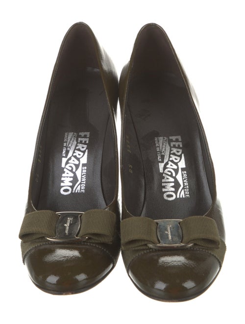 Salvatore Ferragamo Vara Bow Accent Patent Leather Pumps