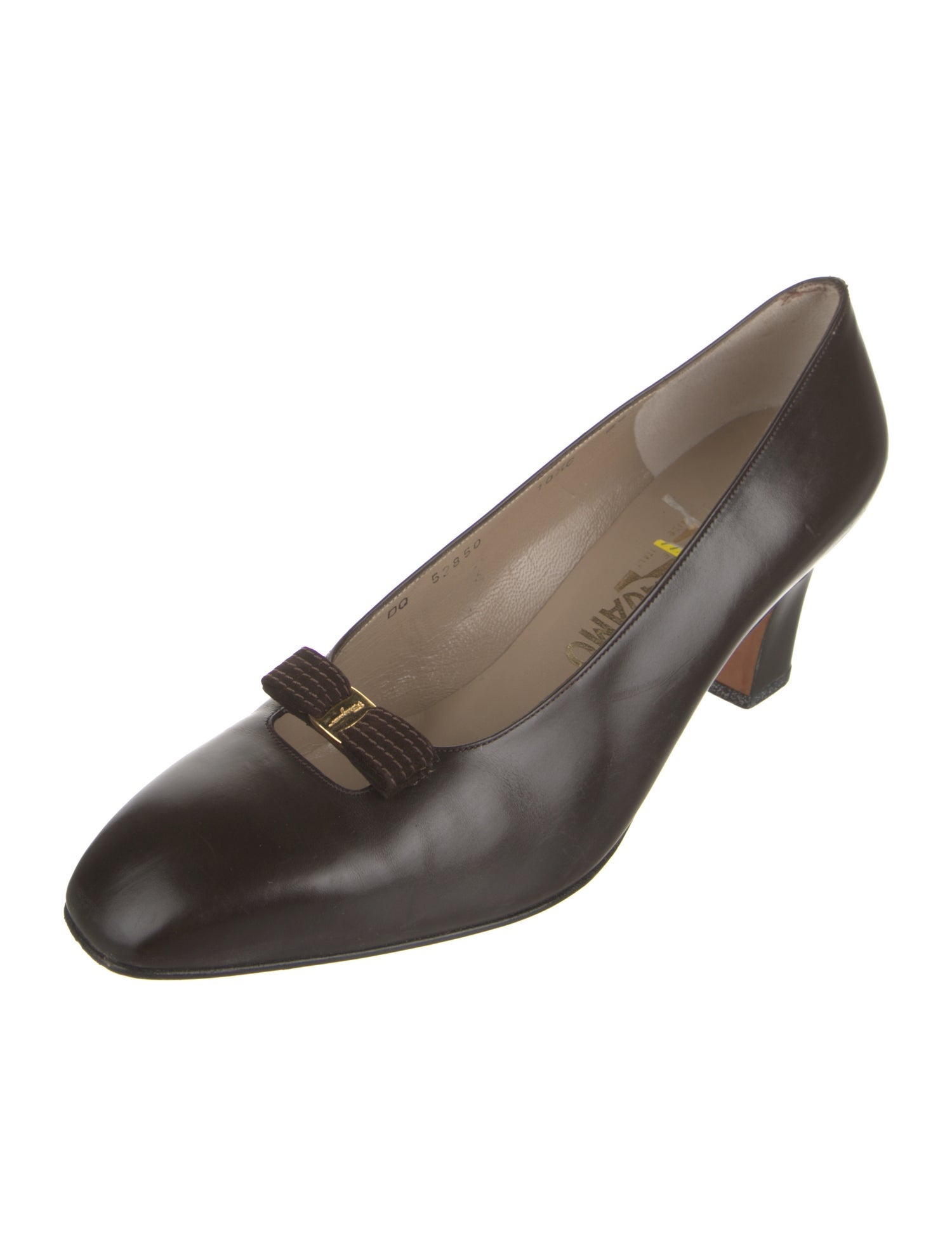 Salvatore Ferragamo Vara Bow Accent Leather Pumps