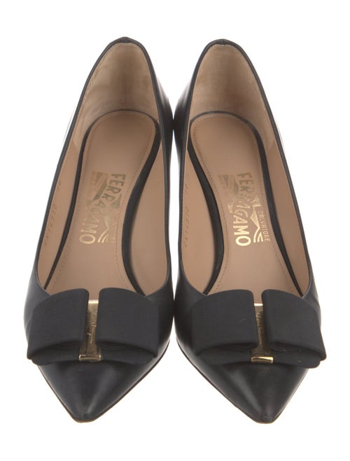Salvatore Ferragamo Vara Bow Accent Leather Pumps