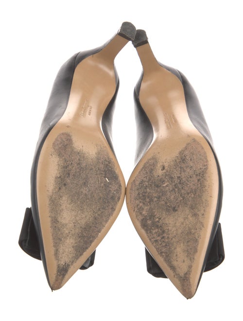 Salvatore Ferragamo Vara Bow Accent Leather Pumps