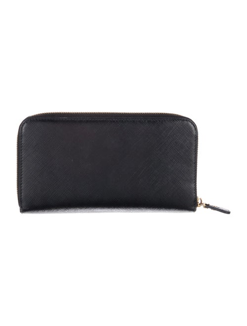 Salvatore Ferragamo Gancini Logo Leather Wallet