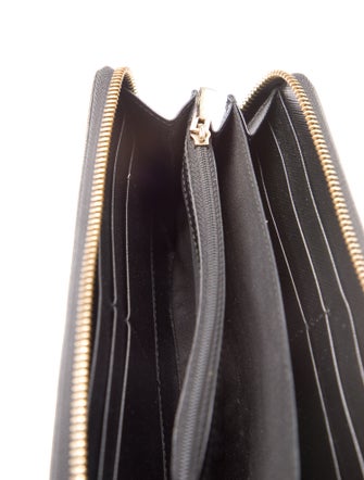 Salvatore Ferragamo Gancini Logo Leather Wallet