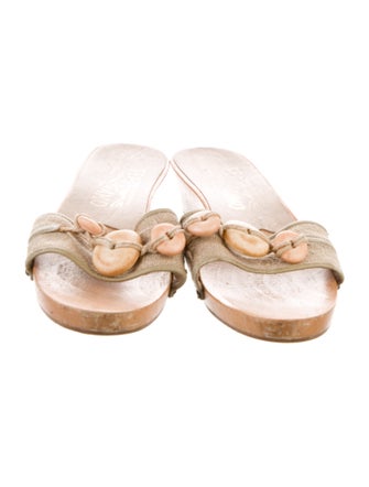 Salvatore Ferragamo Leather Floral Print Slides