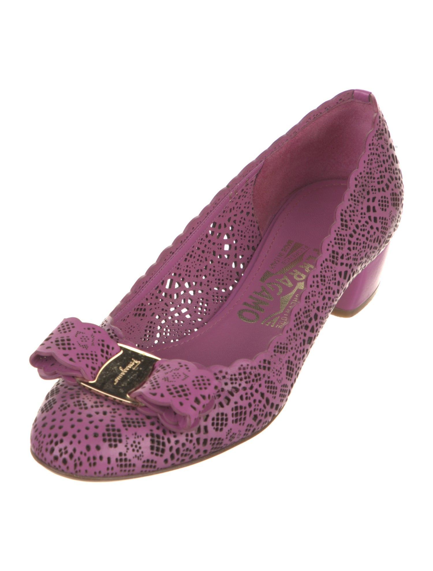 Salvatore Ferragamo Vara Bow Accent Leather Pumps