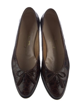 Salvatore Ferragamo Vara Bow Accent Leather Ballet Flats