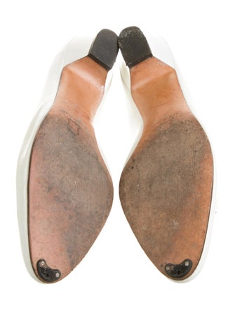 Salvatore Ferragamo Vara Bow Accent Patent Leather Mules