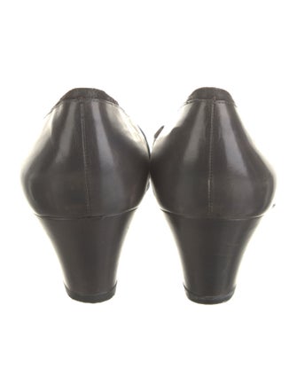 Salvatore Ferragamo Leather Pumps