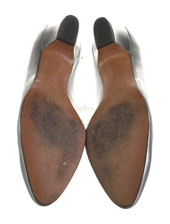 Salvatore Ferragamo Gancini Logo Leather Pumps