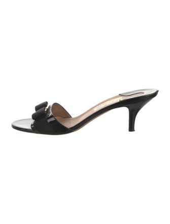 Salvatore Ferragamo Vara Bow Accent Patent Leather Slides