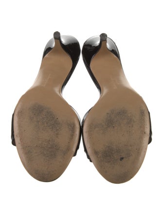 Salvatore Ferragamo Vara Bow Accent Patent Leather Slides