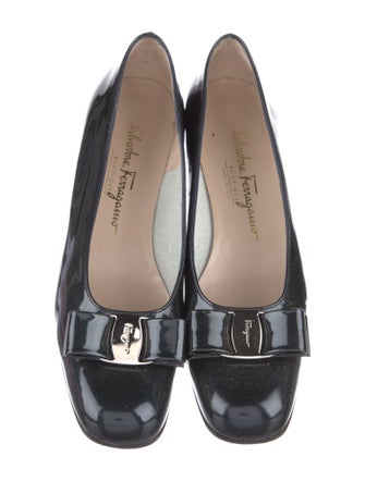 Salvatore Ferragamo Vara Bow Accent Patent Leather Flats