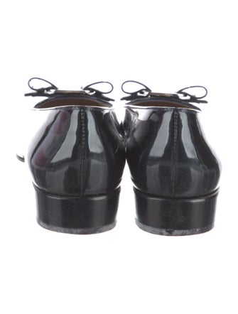 Salvatore Ferragamo Vara Bow Accent Patent Leather Flats