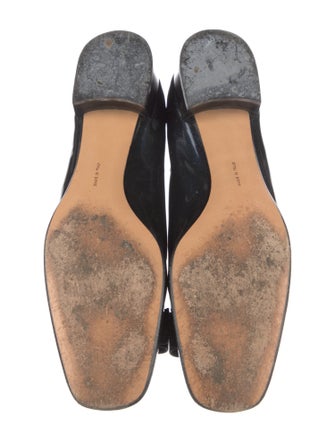 Salvatore Ferragamo Vara Bow Accent Patent Leather Flats