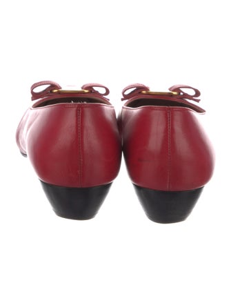 Salvatore Ferragamo Vara Bow Accent Leather Flats