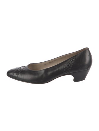 Salvatore Ferragamo Leather Pumps