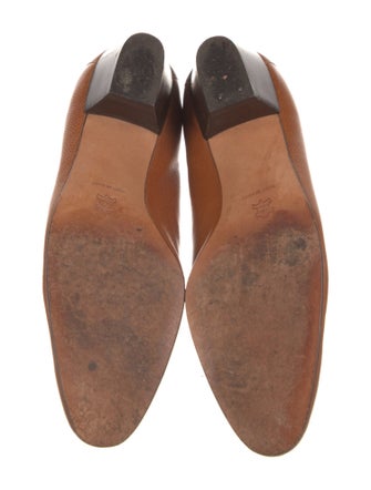 Salvatore Ferragamo Vara Bow Accent Leather Pumps