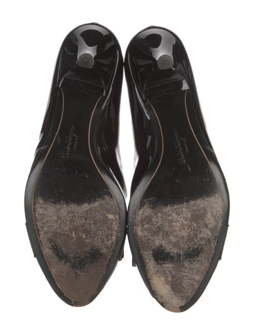 Salvatore Ferragamo Vara Bow Accent Patent Leather Pumps