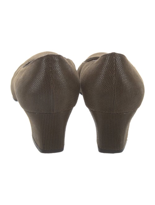 Salvatore Ferragamo Leather Pumps