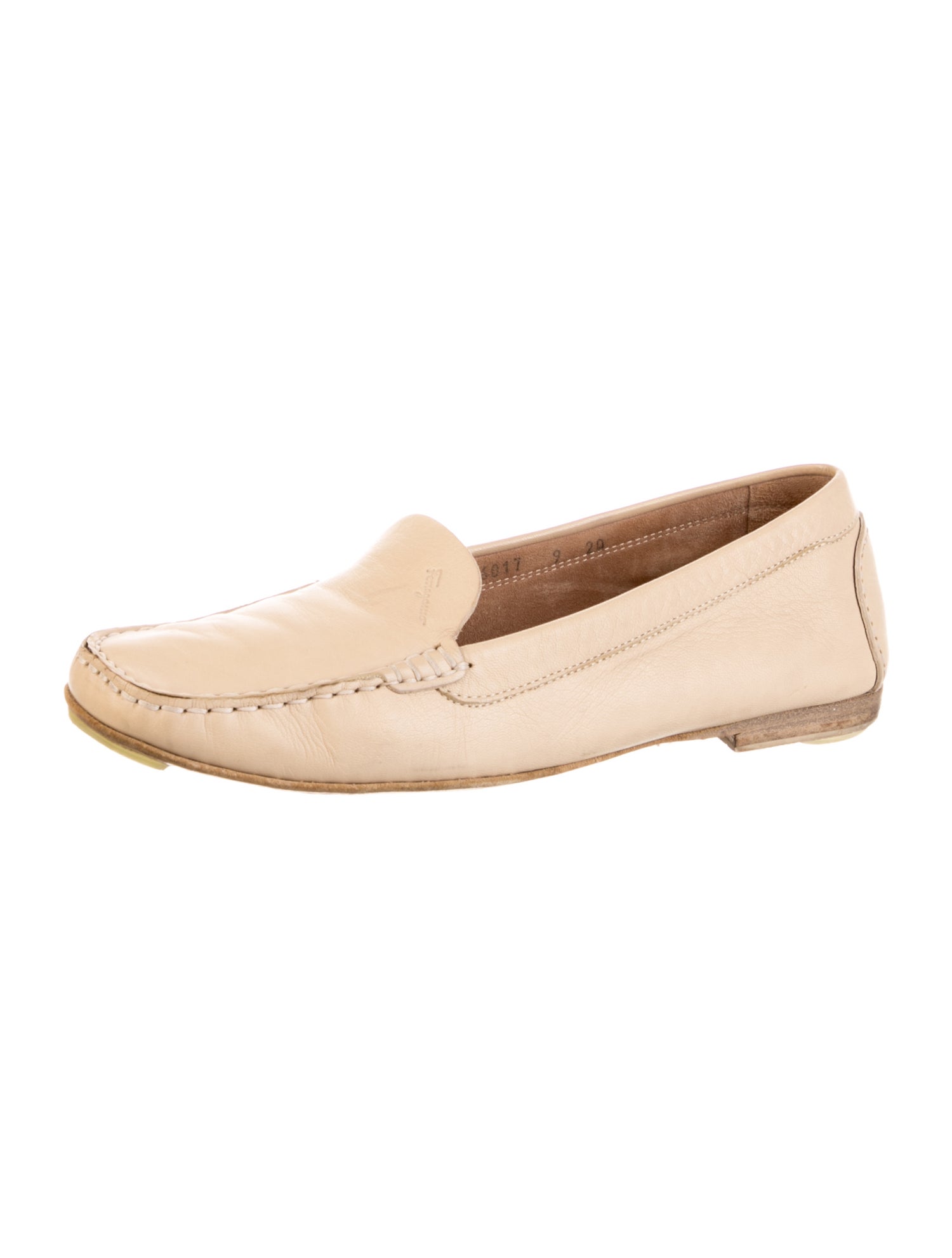 Salvatore Ferragamo Gancini Logo Leather Loafers