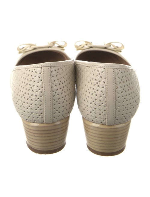 Salvatore Ferragamo Vara Bow Accent Patent Leather Pumps