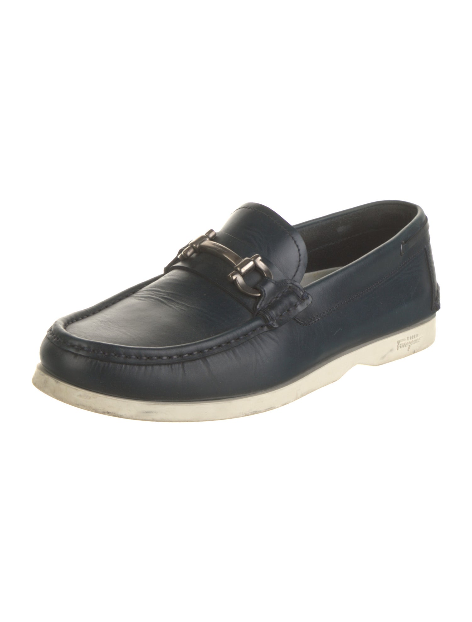 Salvatore Ferragamo Gancini Logo Leather Boat Shoes