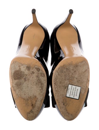 Salvatore Ferragamo Patent Leather Bow Accents Pumps