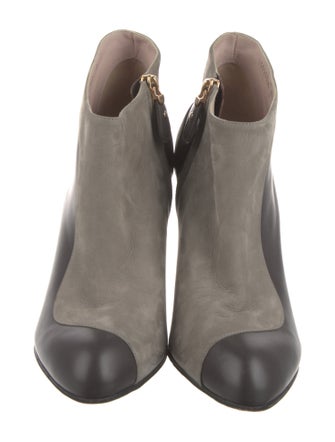 Salvatore Ferragamo Leather Pumps