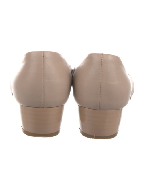 Salvatore Ferragamo Vara Bow Accent Leather Pumps