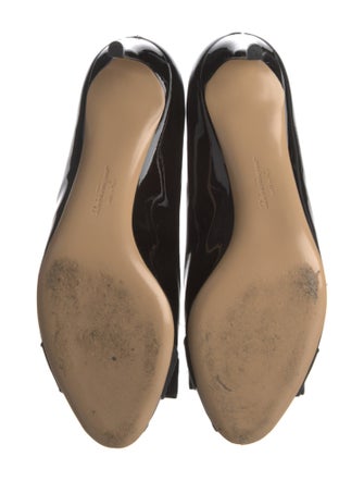 Salvatore Ferragamo Vara Bow Accent Patent Leather Pumps