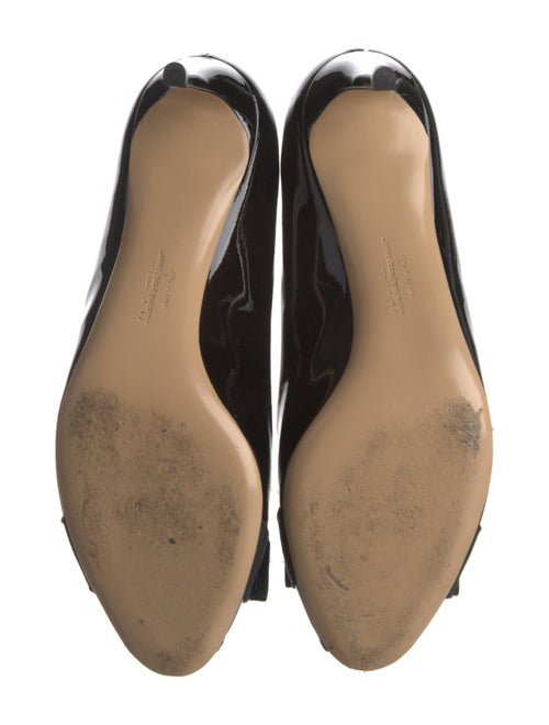 Salvatore Ferragamo Vara Bow Accent Patent Leather Pumps