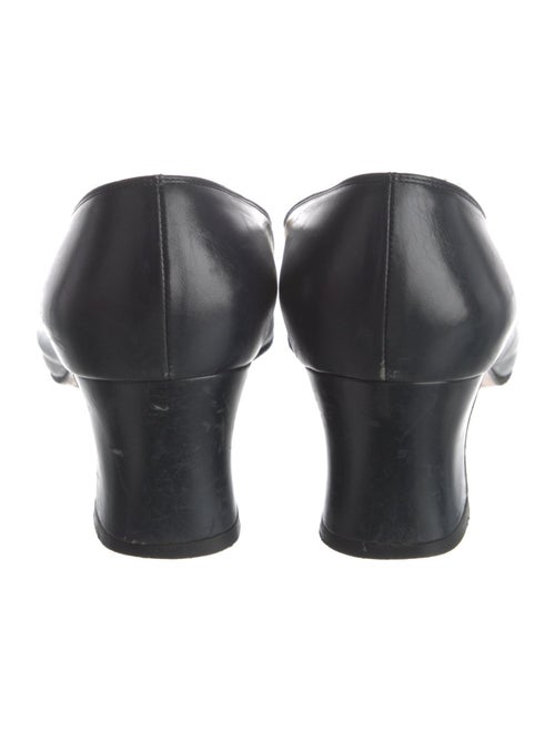 Salvatore Ferragamo Gancini Logo Leather Pumps