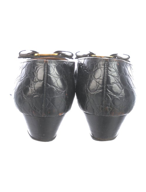 Salvatore Ferragamo Vara Bow Accent Embossed Leather Pumps