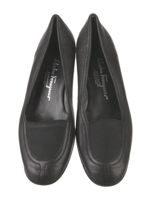 Salvatore Ferragamo Gancio Logo Leather Pumps