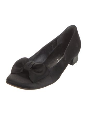 Salvatore Ferragamo Satin Bow Accents Pumps