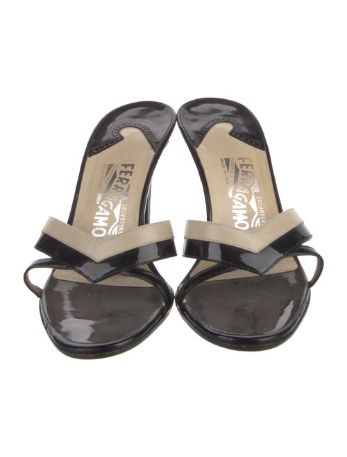 Salvatore Ferragamo Gancini Logo Patent Leather Slides