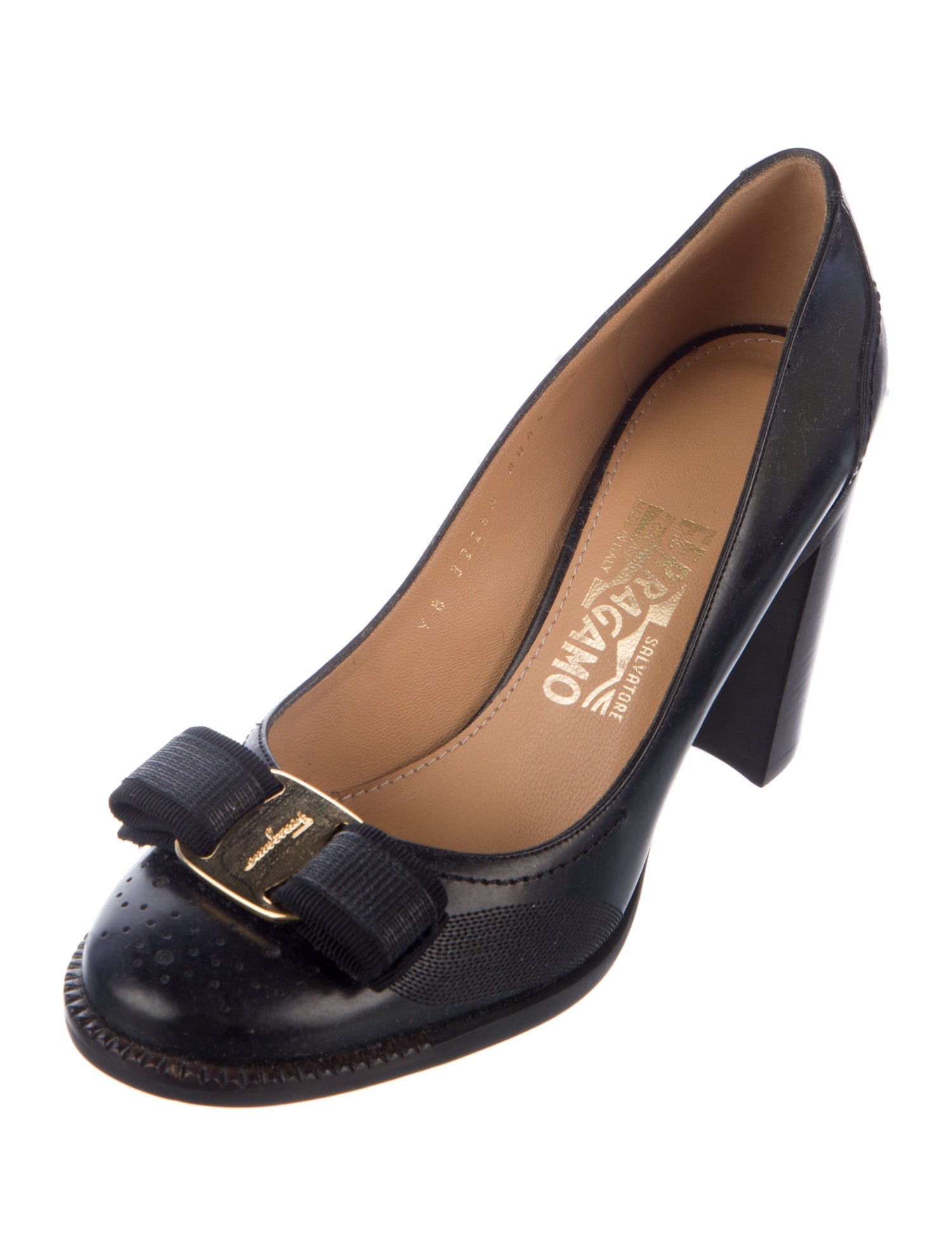 Salvatore Ferragamo Vara Bow Accent Leather Pumps