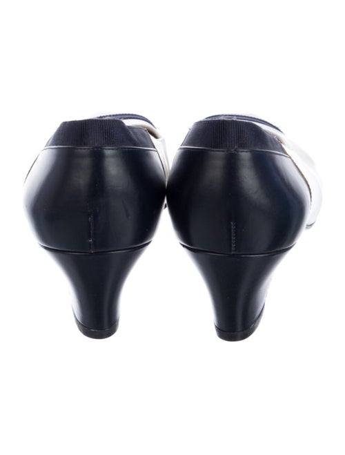 Salvatore Ferragamo Leather Printed Pumps