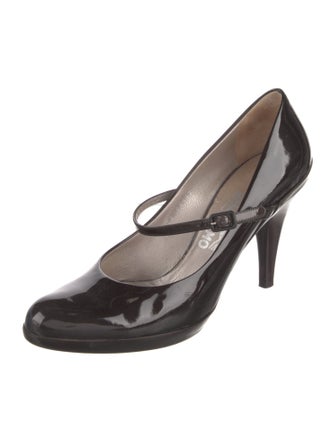 Salvatore Ferragamo Patent Leather Bow Accents D'Orsay Pumps