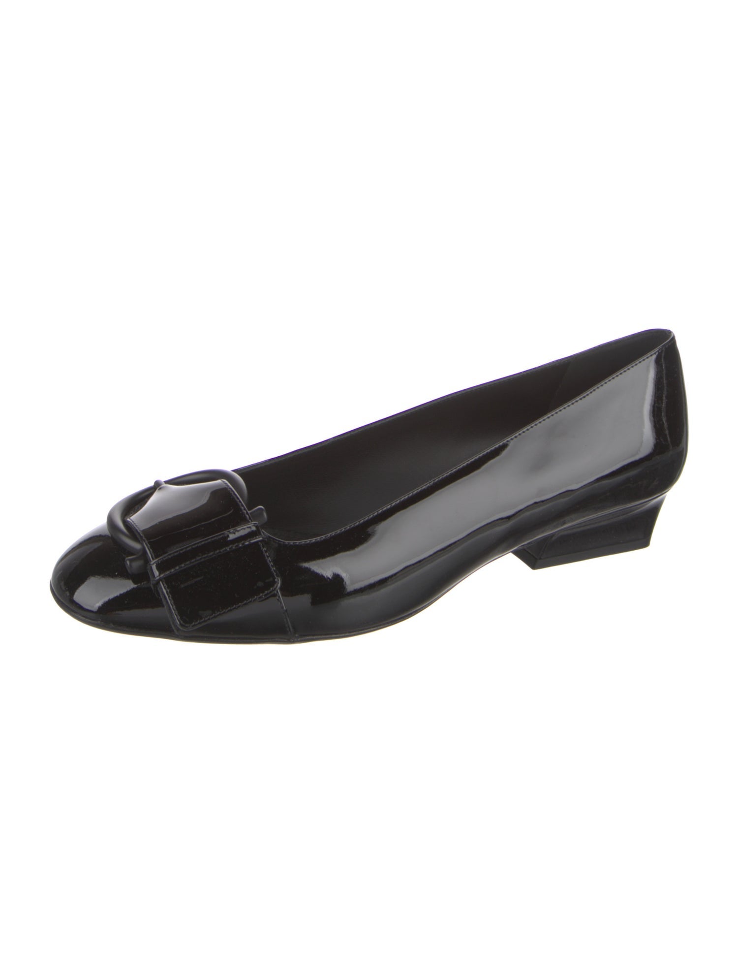 Salvatore Ferragamo Vara Bow Accent Patent Leather Pumps