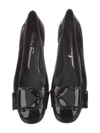 Salvatore Ferragamo Vara Bow Accent Patent Leather Pumps